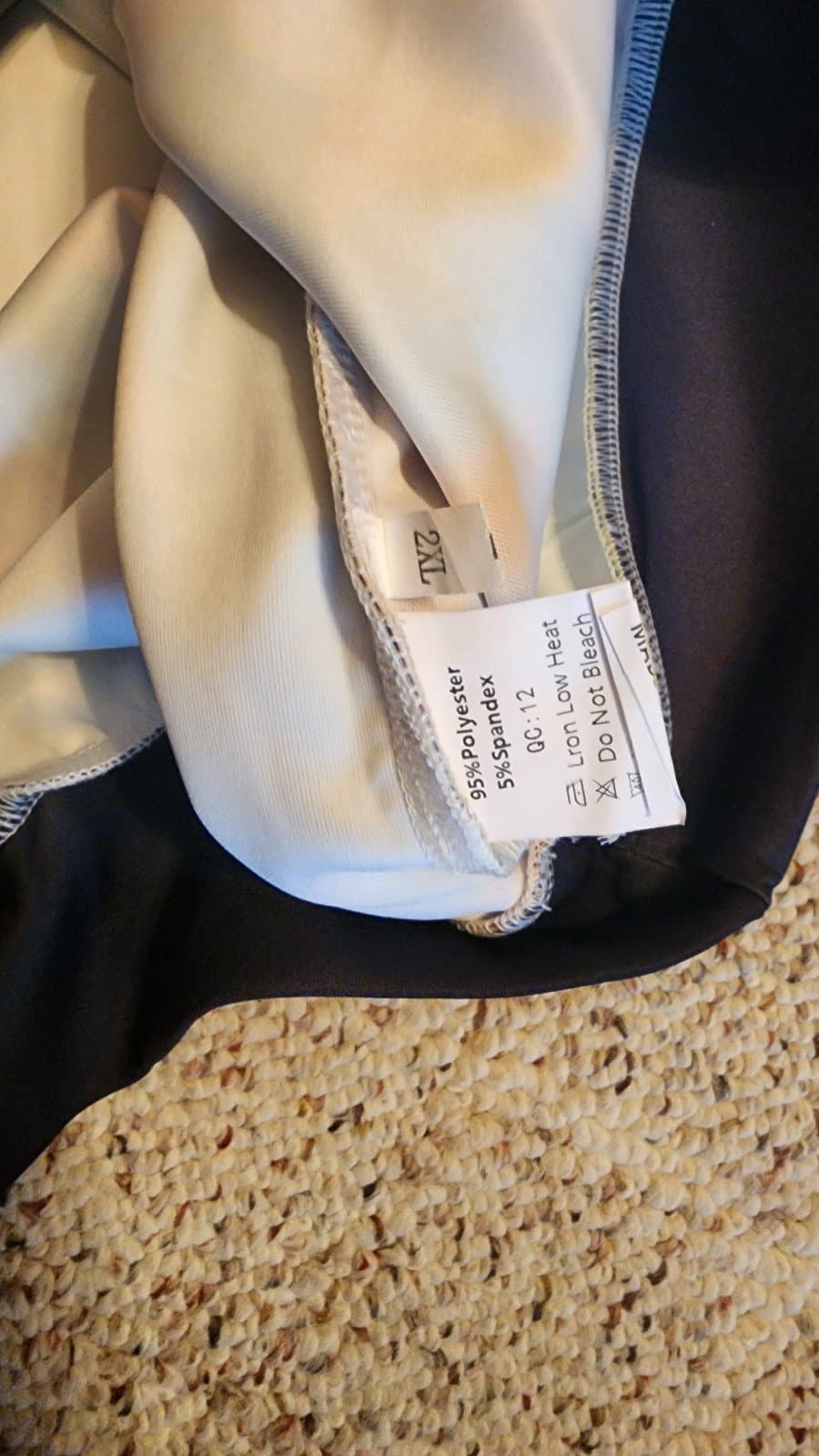 Ugly Christmas Sweater Santa Rocking Out sz 2X - Thumbnail 3