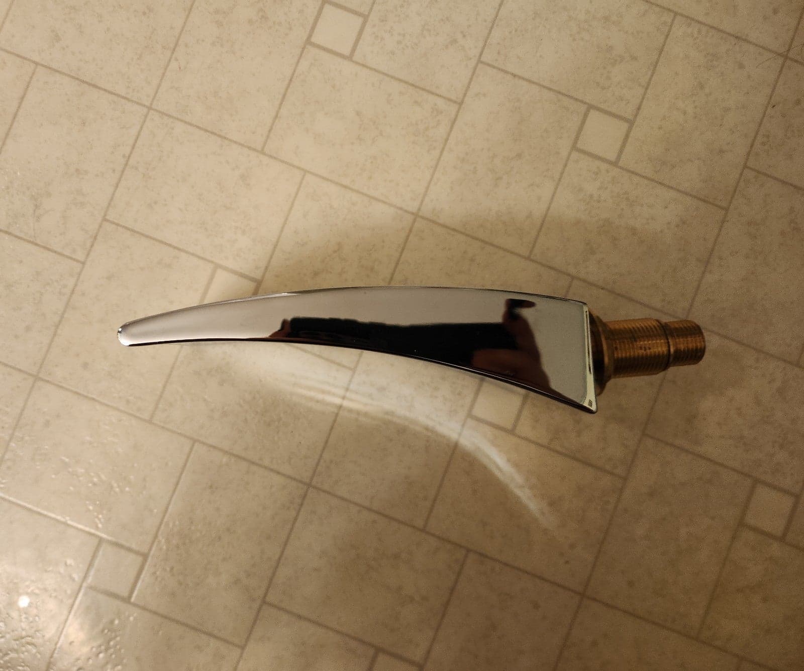 Delta Waterfall Tub Spout NWOB - Thumbnail 5