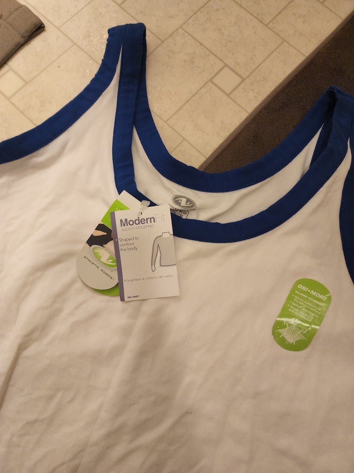 Athletic Works Dri Fit tank top sz XL - Image 1