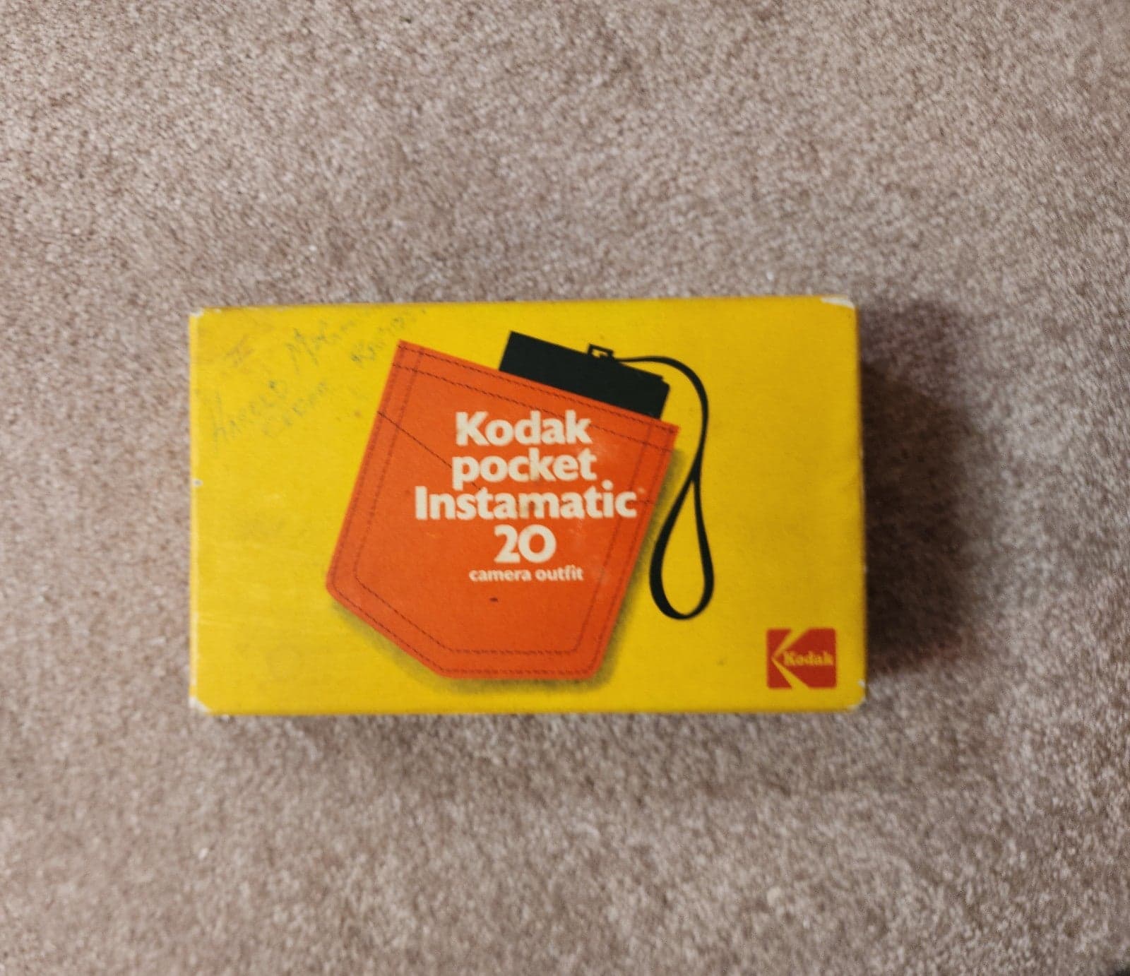 Vtg 70s KODAK INSTAMATIC Film Camera - Thumbnail 2