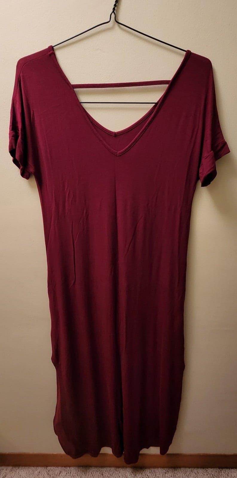 Women's burgundy dress sz Medium - Thumbnail 4