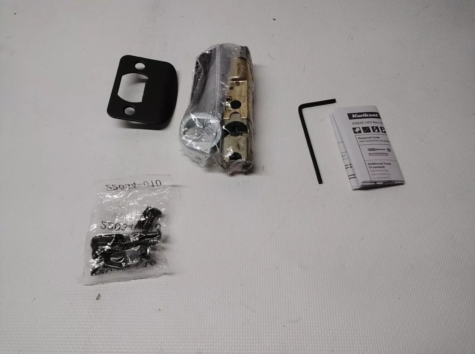 Kwikset Pismo Passage Knobset with Square Rosette Venetian Bronze - Thumbnail 6