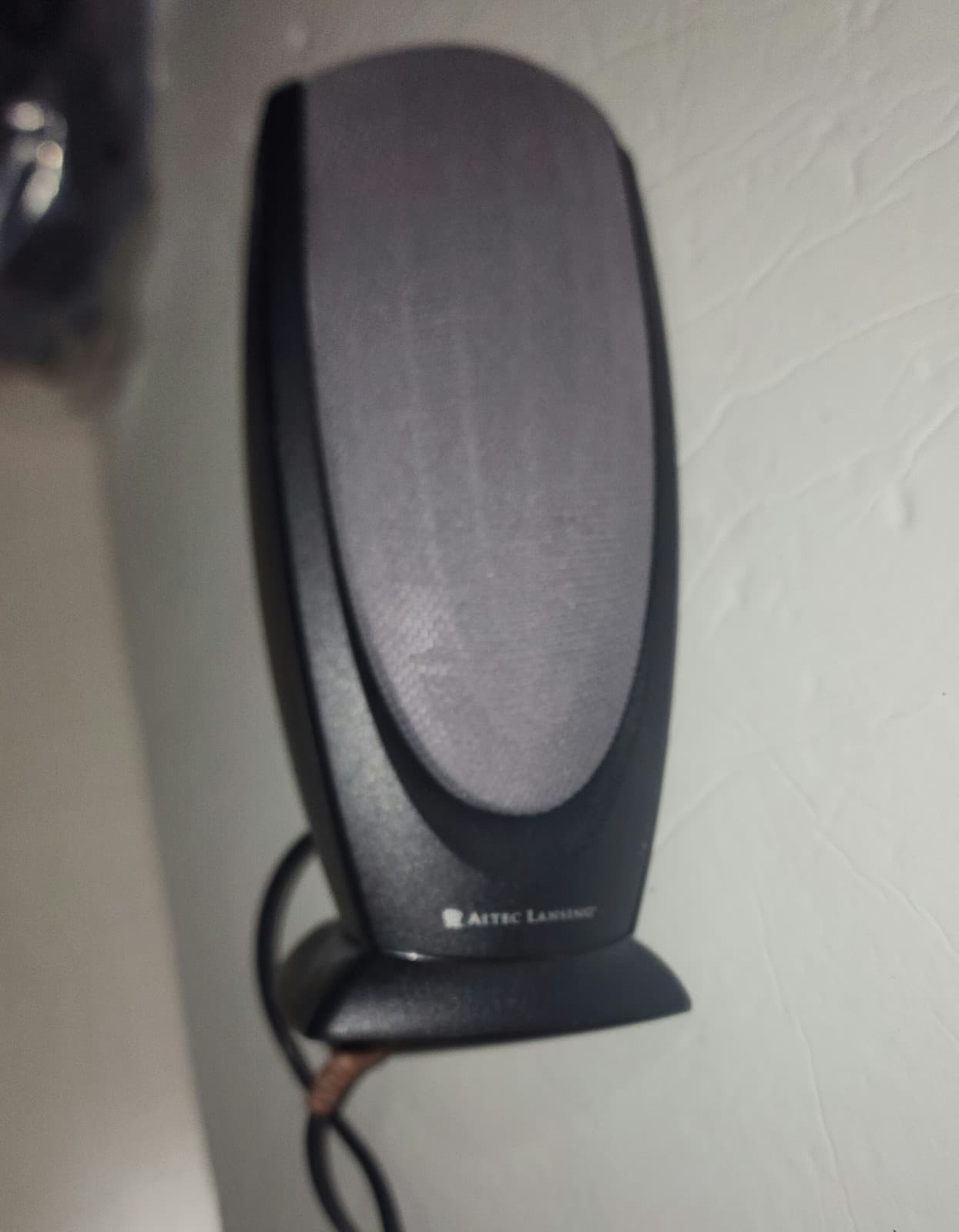 Altec Lansing Computer Speakers with cords & plug in - Thumbnail 4