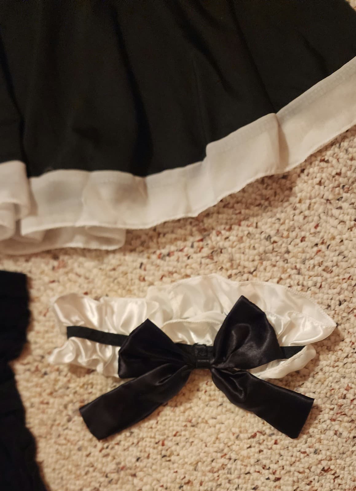 Women's French Maid 7pc Costume sz M/L - Thumbnail 4