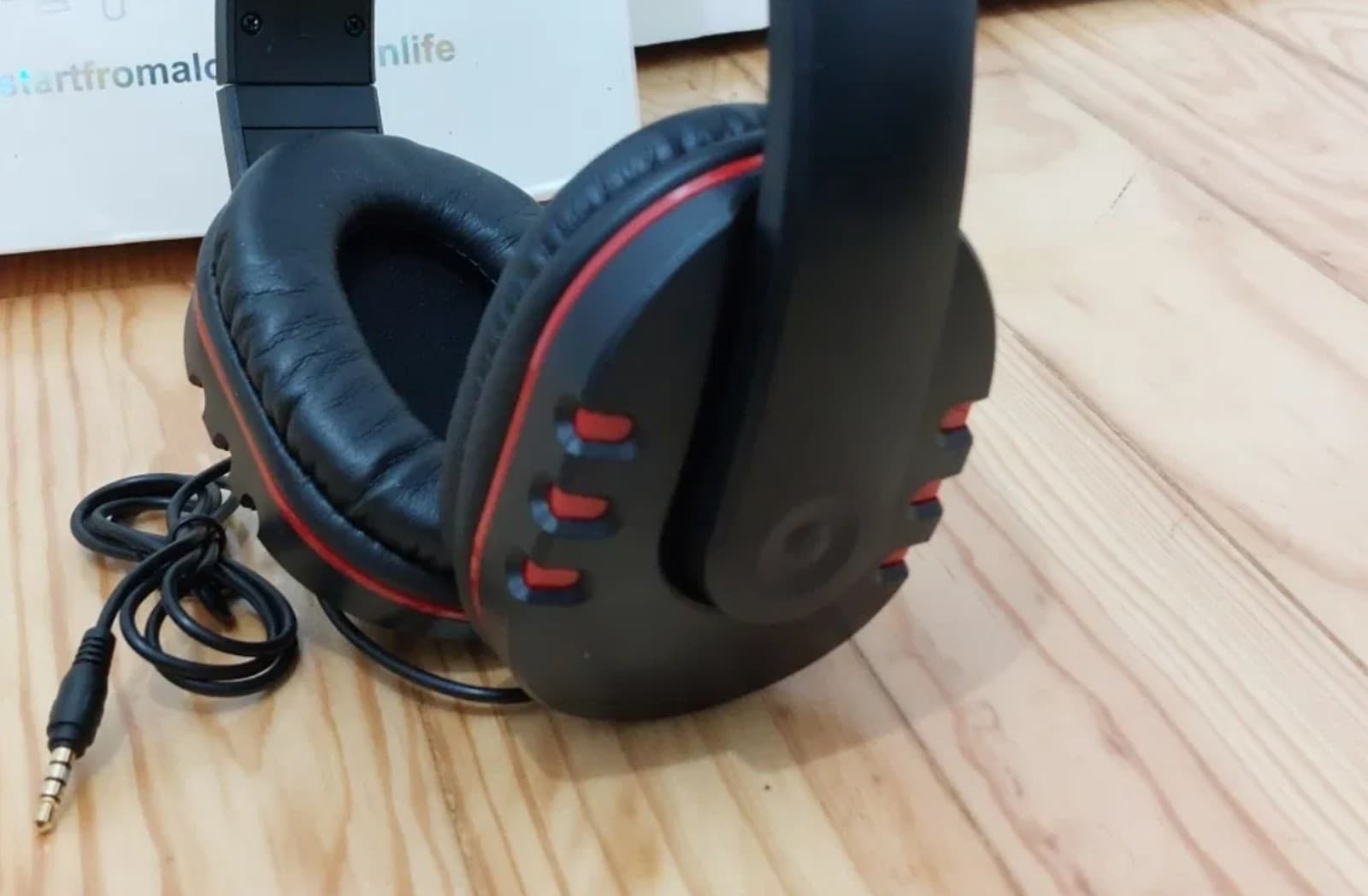 Wired Headset Black & Red A+ - Thumbnail 4