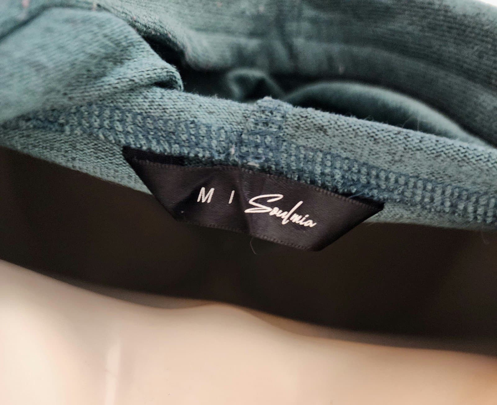 Murder is Wrong Hoodie sz Medium - Thumbnail 8