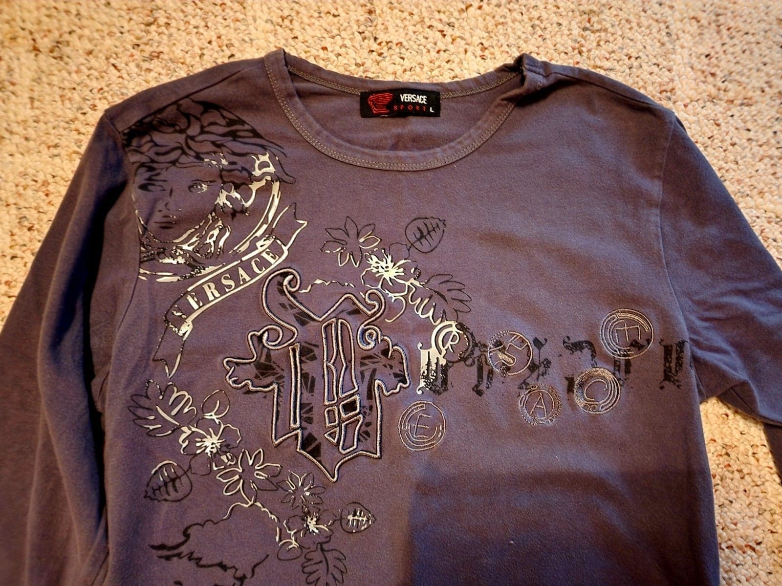 Versace long sleeved shirt sz Large - Thumbnail 4