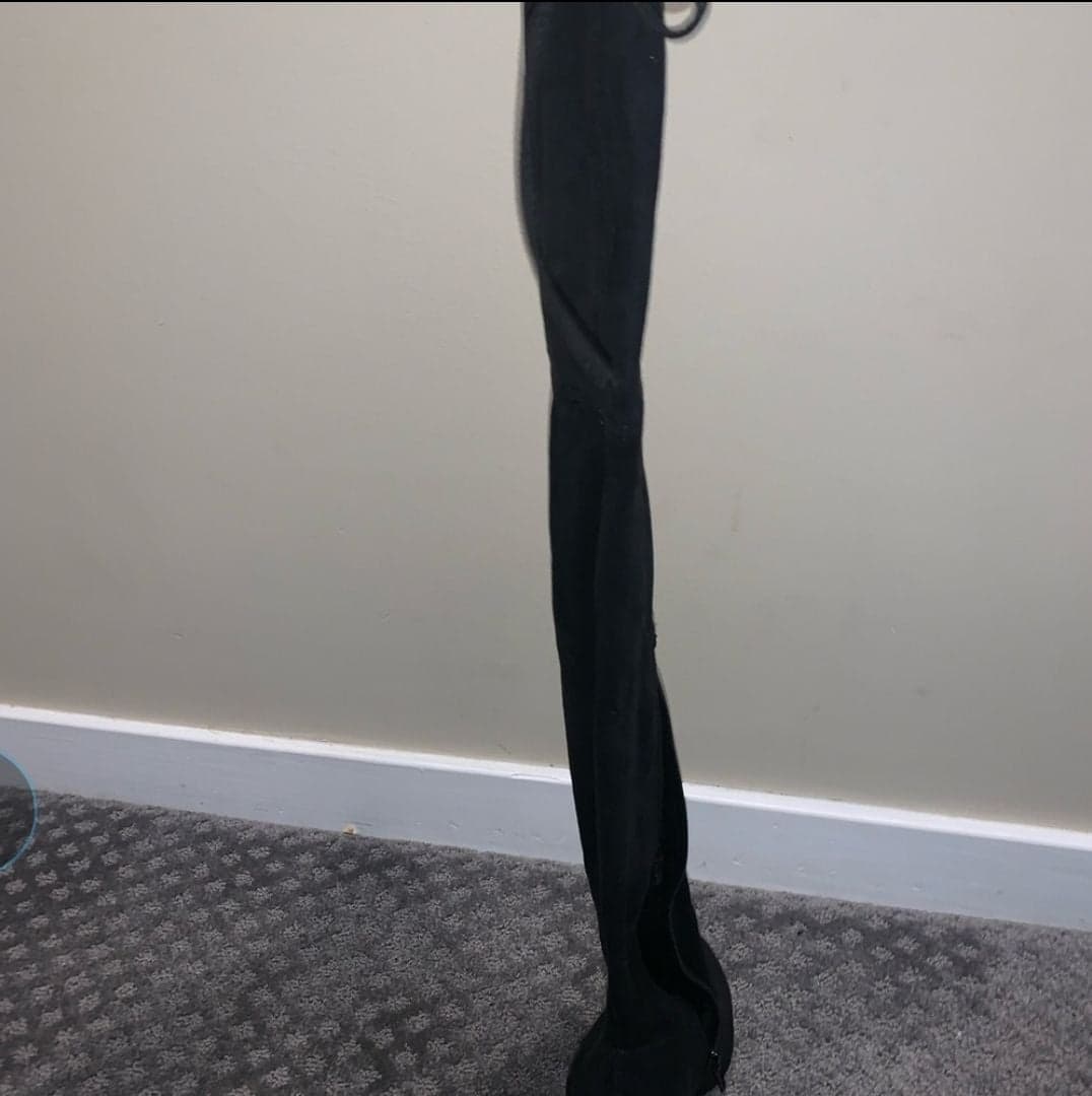 Black over the knee Christian Siriano bo - Thumbnail 6