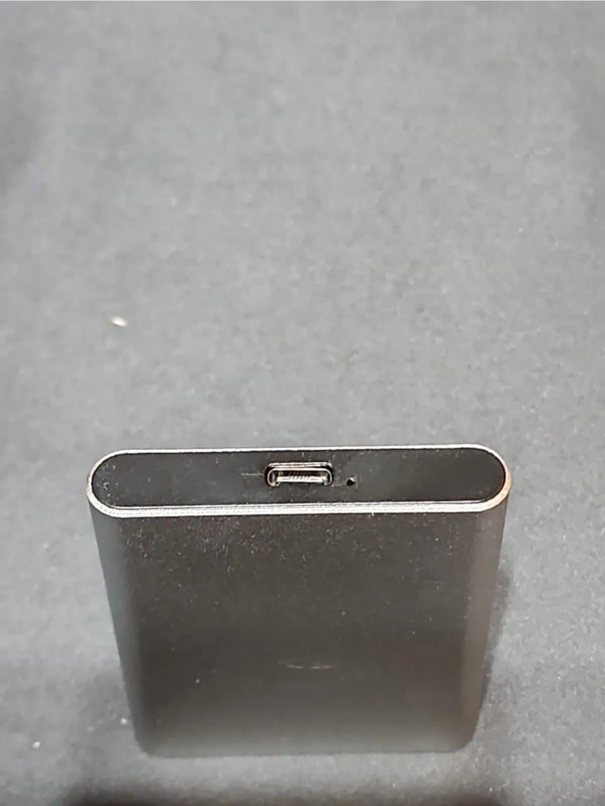 M.2 SSD Hard Drive Enclosure Case SHL-R320 Portable SSD USB 3.1 - Thumbnail 3