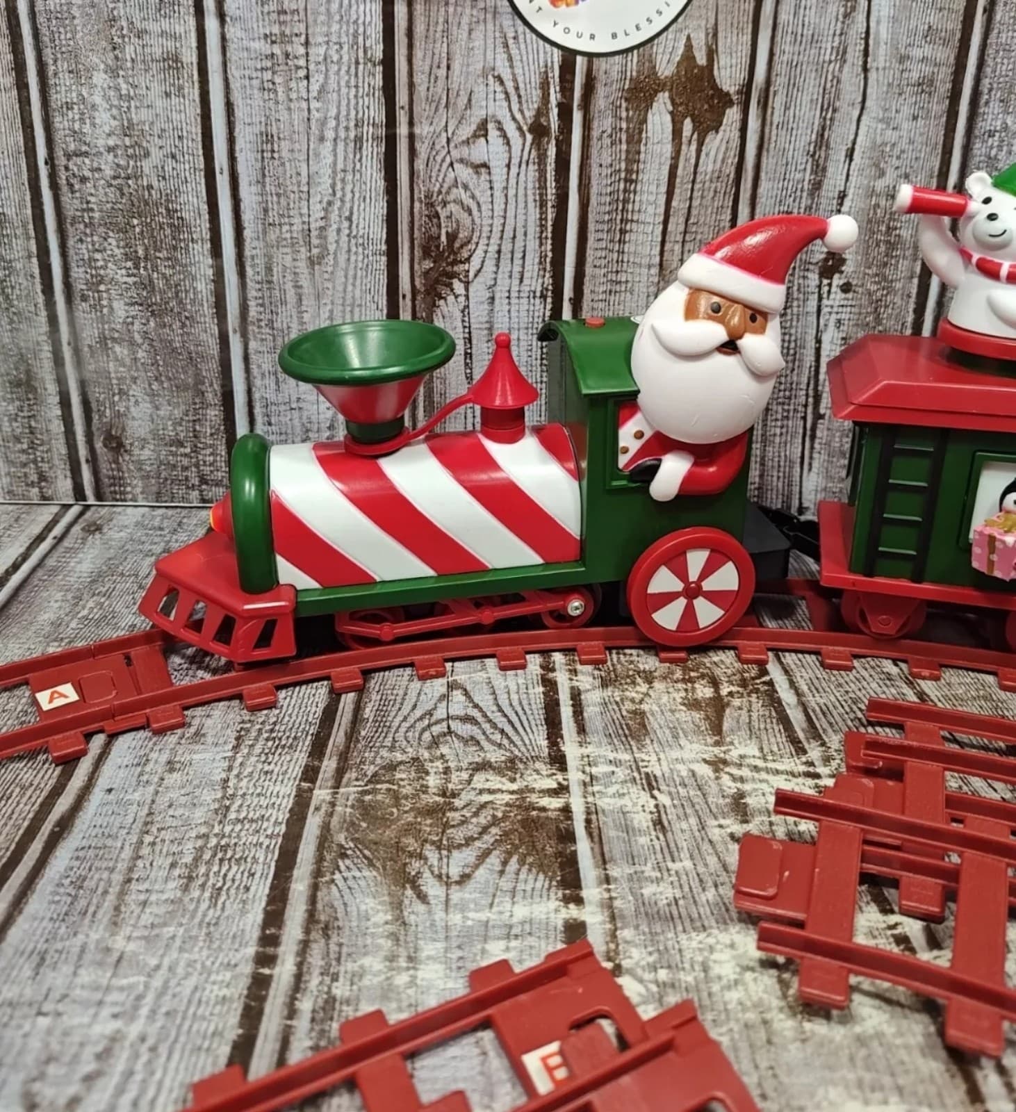 Wondershop Christmas Mist Series Train Set 4 Carriage Animated LED Lit 3 Songs - Thumbnail 3