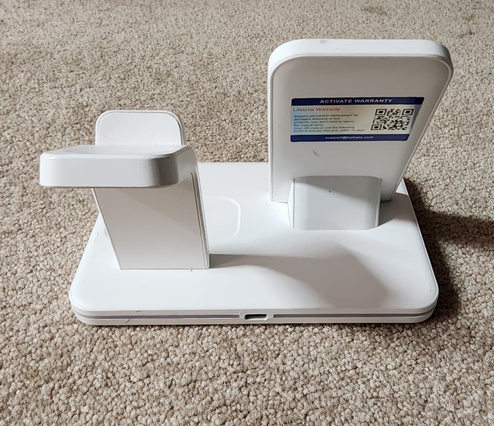 3-in-1 Apple Charging Dock - Thumbnail 6