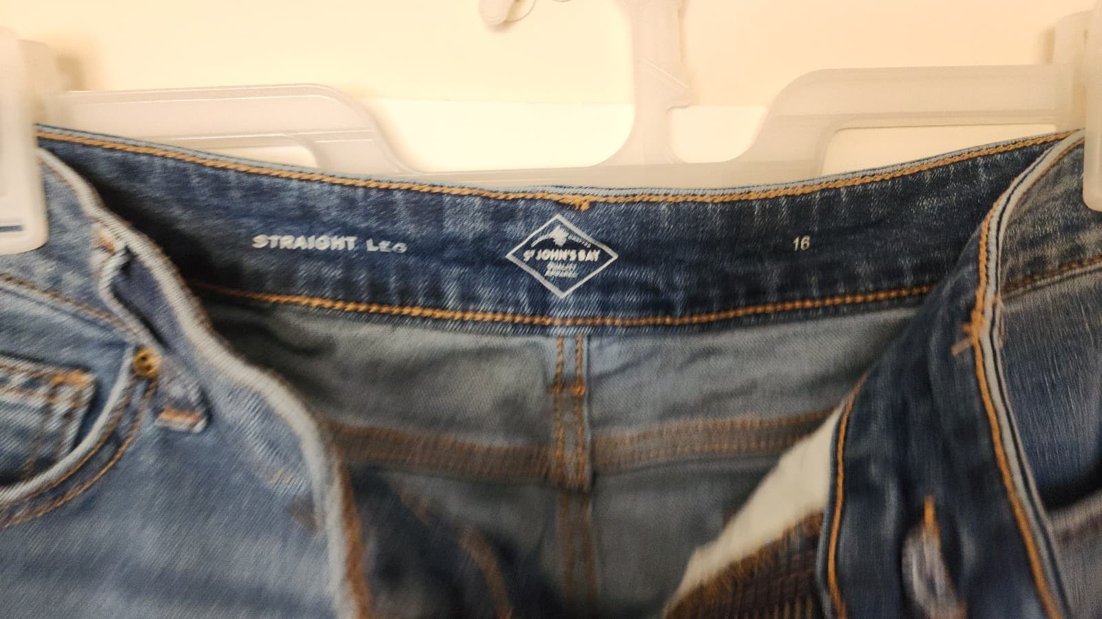 St Johns Bay straight leg sz 16 Jeans - Thumbnail 3