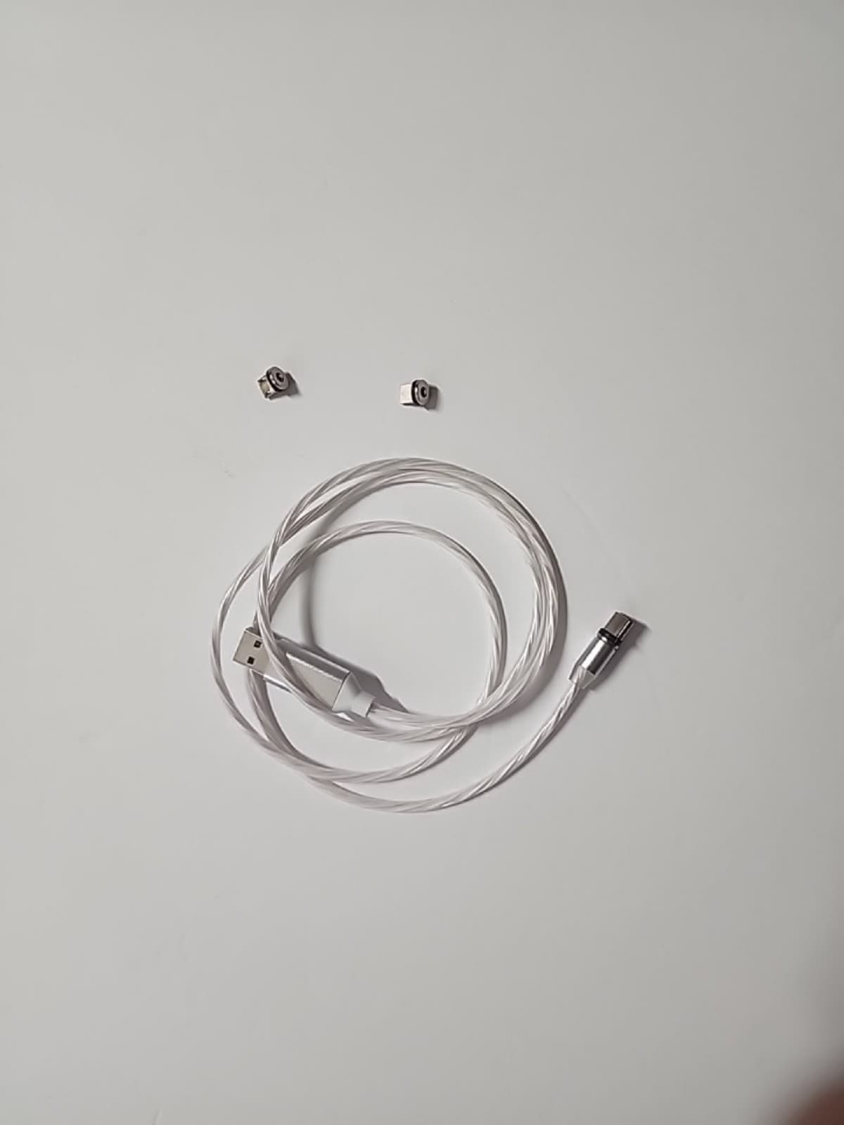 Magnetic 3-in-1 Fast Charging Cable - Thumbnail 4