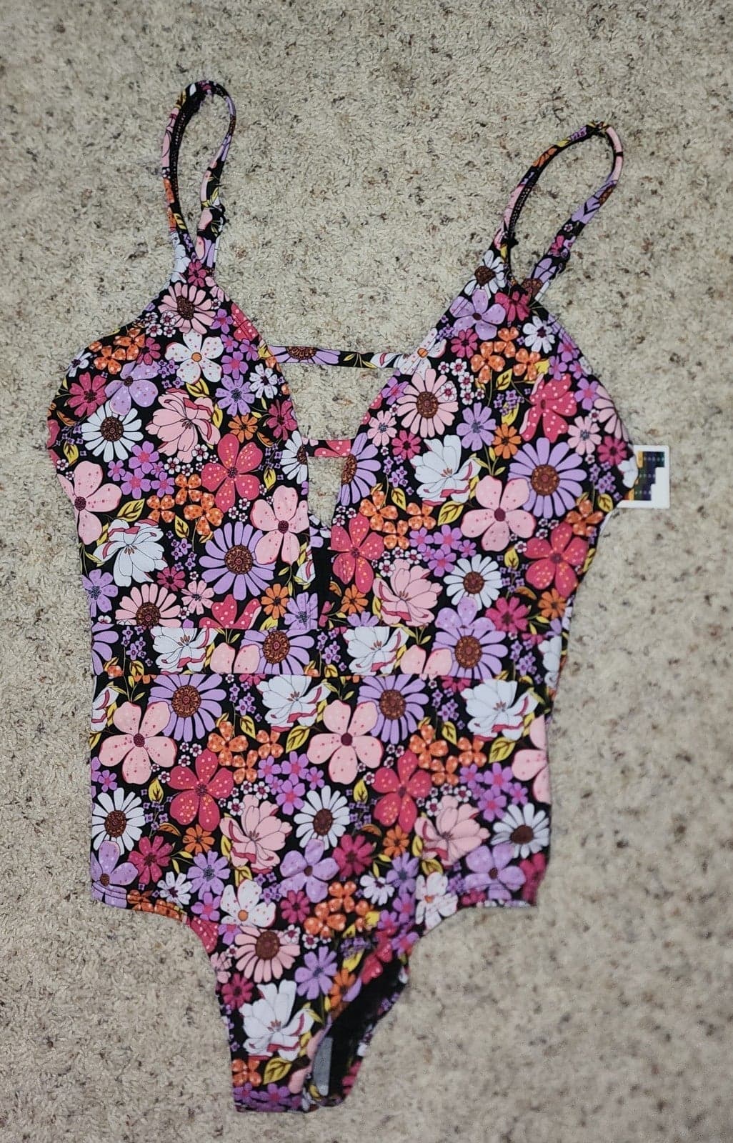 Swimsuit - Thumbnail 2