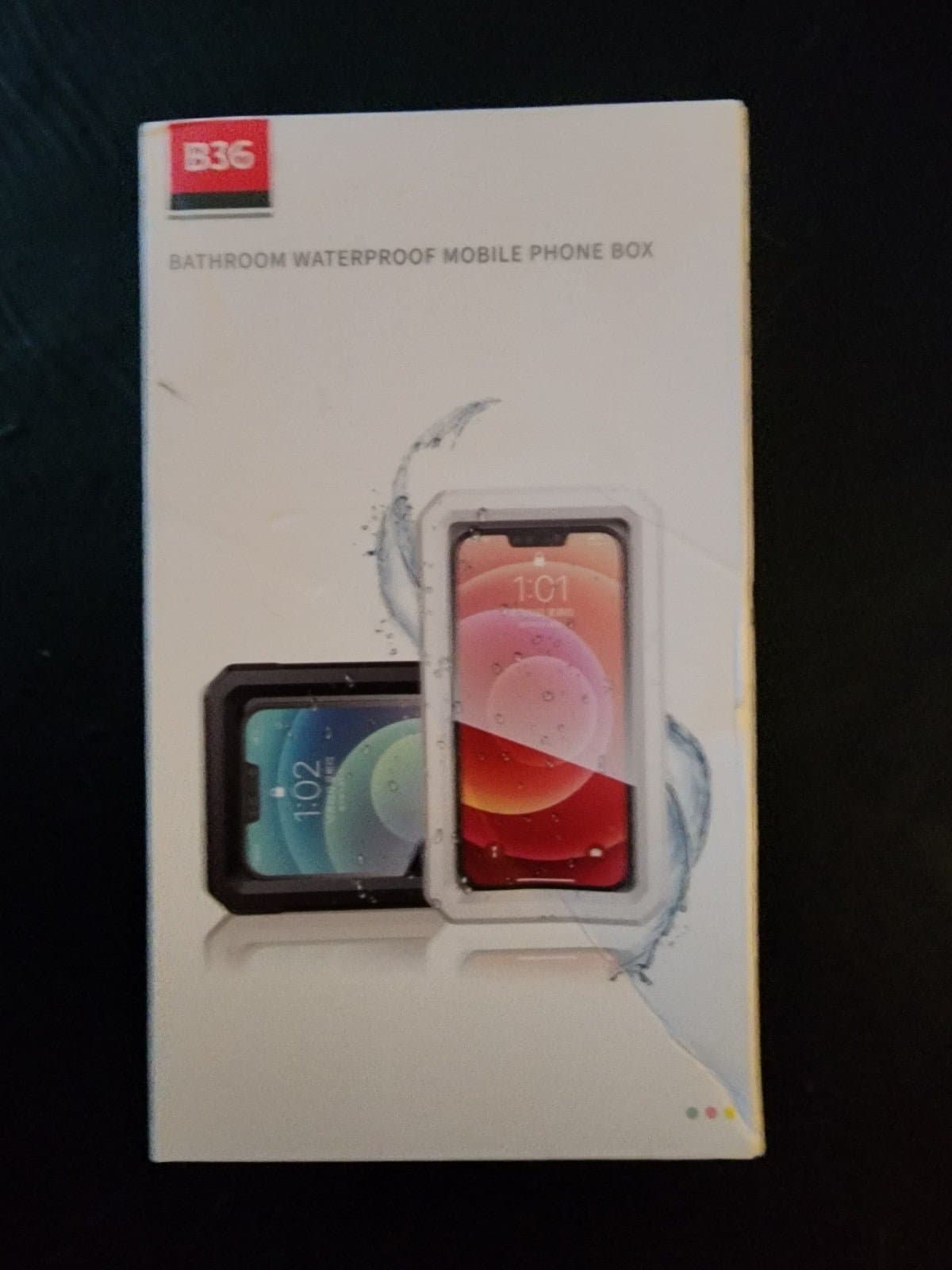 Waterproof Bathroom Phone Case - Thumbnail 9