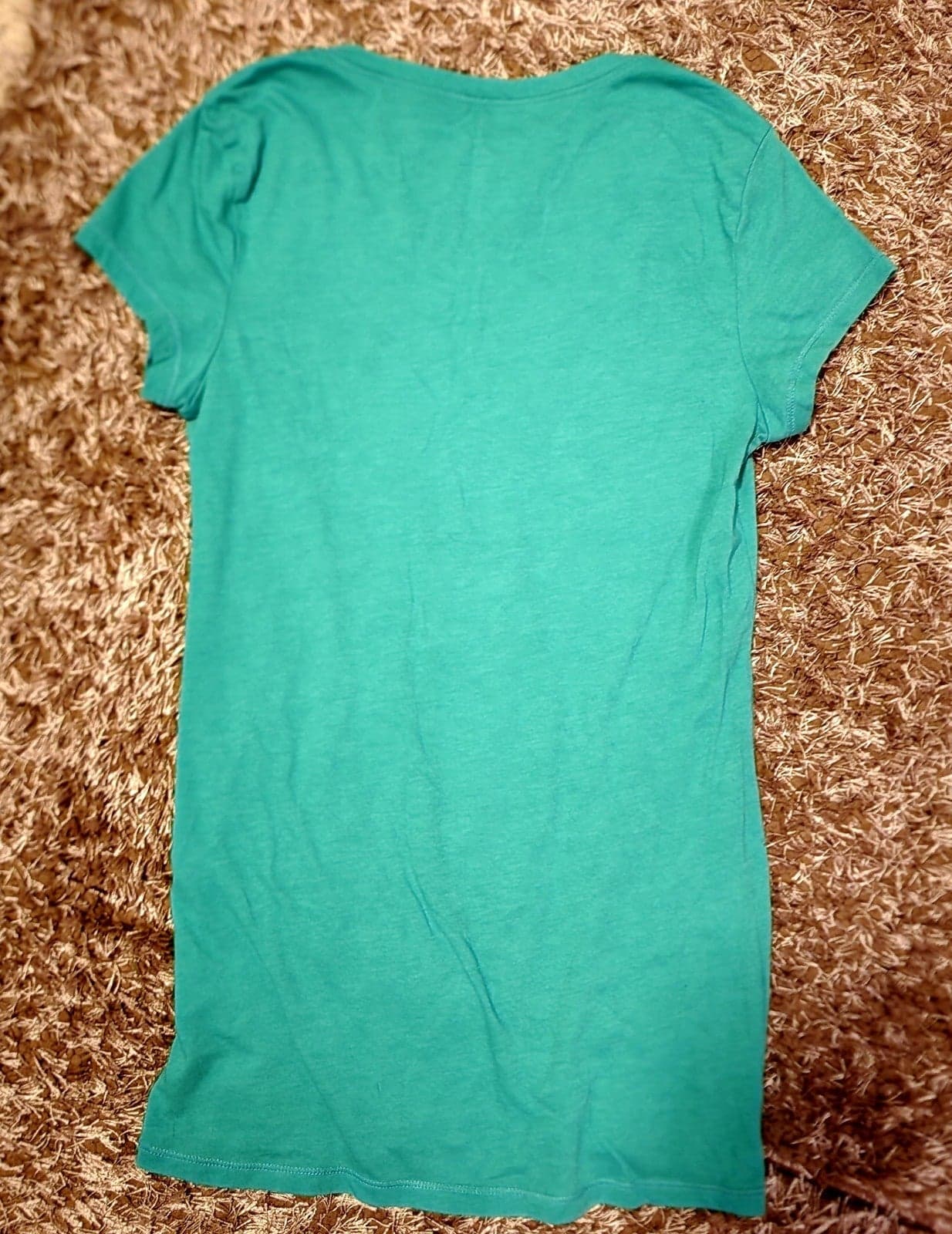 Green shirt sz M like new - Thumbnail 4