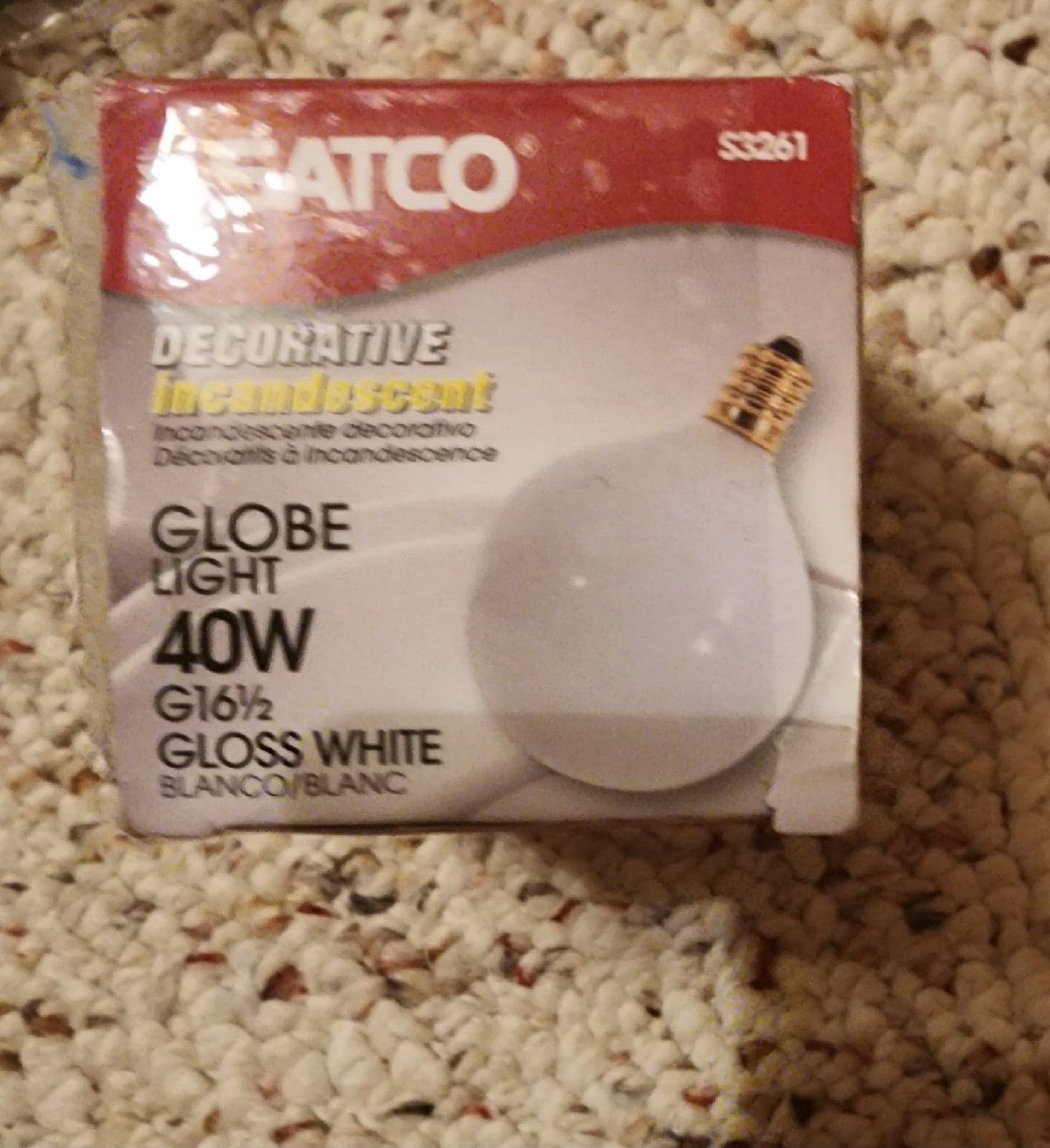 New Satco 40w Globe Bulb G16.5 Candelabra Base - Thumbnail 2