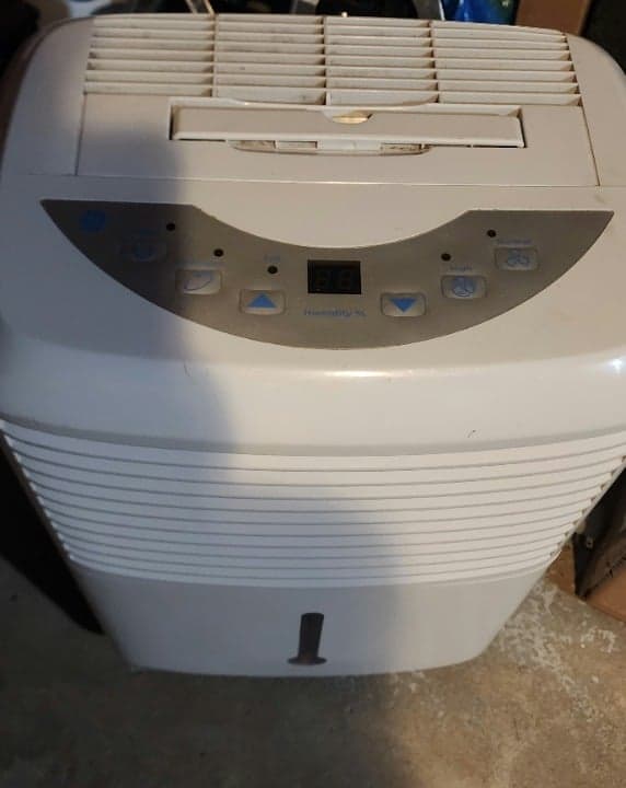 GE DeHumidifier AAH40LKG1 - Thumbnail 2