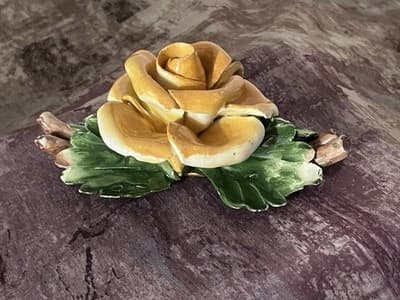 Capodimonte Italian Ceramic Flower On Vine - Deep Yellow - Thumbnail 3