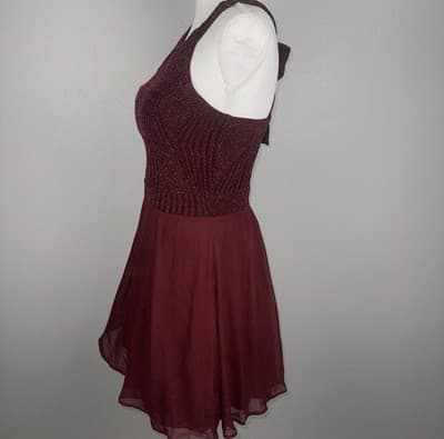 PROM This Burgundy Dress Provides The WOW Factor.Sleeveless Halter With Back Bow - Thumbnail 8