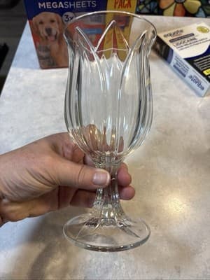Cristal Goblets, D'Arques-Durand, France, timeless 80’s tulip-inspired crystal - Thumbnail 5