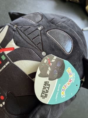 Star Wars Force N Telling Vader AND Darth Vader Squishmellow - Thumbnail 13