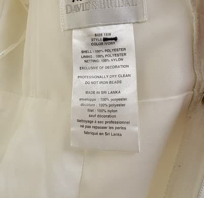 David’s Bridal 9T3090 Plus Size Lace Cap Sleeve A-Line Wedding Dress - Thumbnail 6