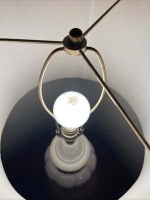 MCM Vintage 60s Hollywood Regency Opalescent Table Lamp with Great Lamp Shade - Thumbnail 7