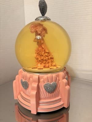 I Love Lucy Snow Globe Original Box Rare Heart Top Vintage Collectible - Thumbnail 3
