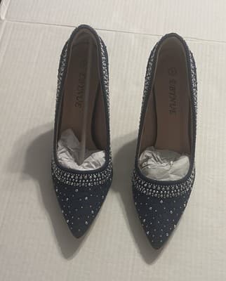 NEW Ebynue Black Rhinestone Stiletto Heels Women’s Size 7.5 SOLD OUT RARE - Thumbnail 5