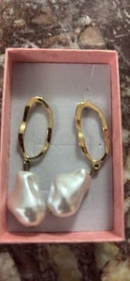 KC Gold-Plated Baroque Pearl Dangle Drop Earrings Asymmetrical 5.5cm x 1.4cm - Thumbnail 3