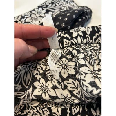 Aeropostale Floral Polka Dot Mini Skirt Womens Size Medium Black White Patchwork - Thumbnail 4