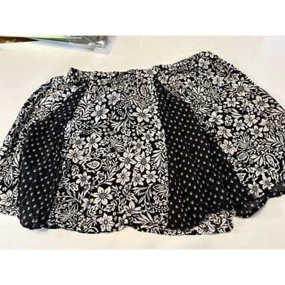 Aeropostale Floral Polka Dot Mini Skirt Womens Size Medium Black White Patchwork - Thumbnail 2