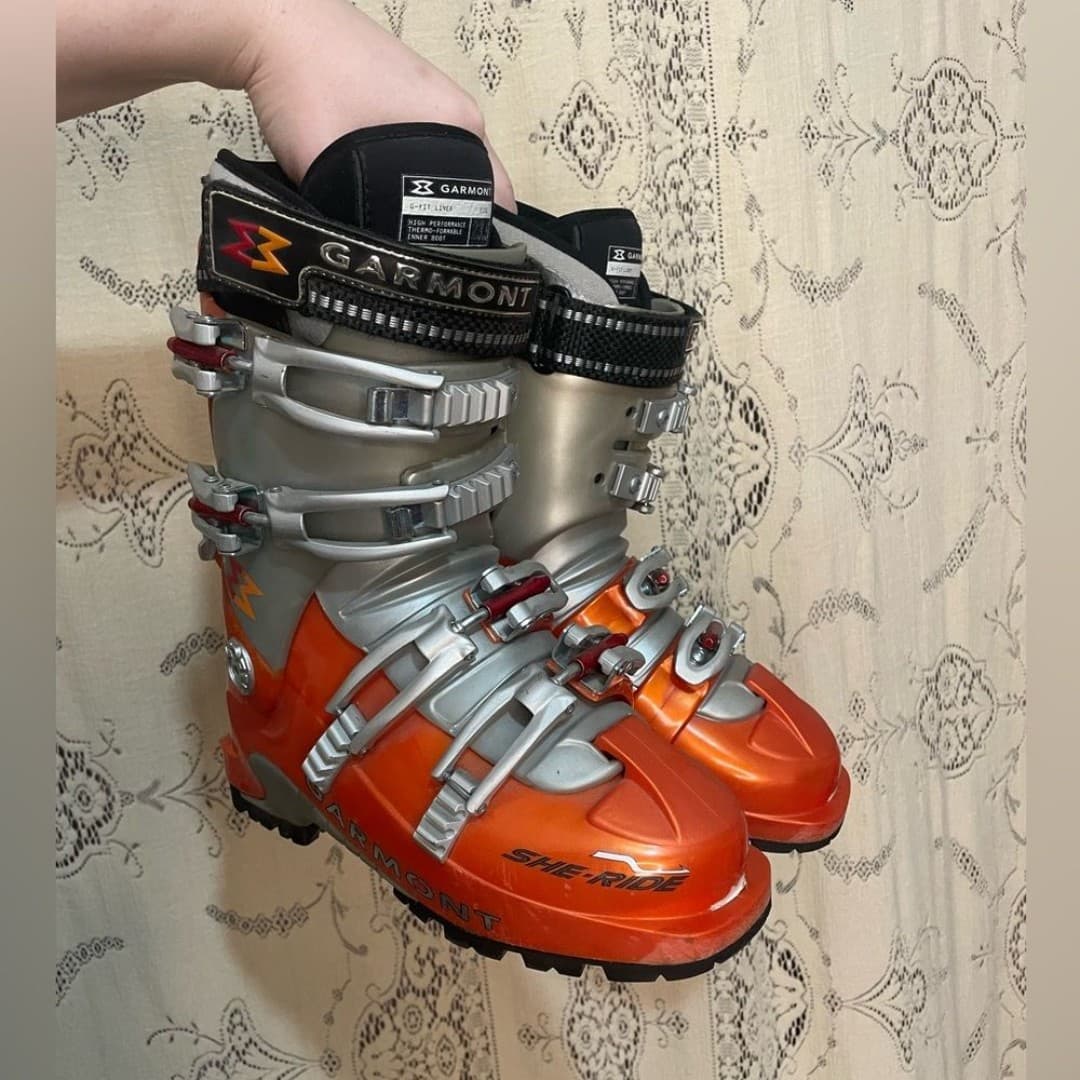 Garmont: She-Ride women's alpine touring ski boots size 23.5 (6.5) - Image 1