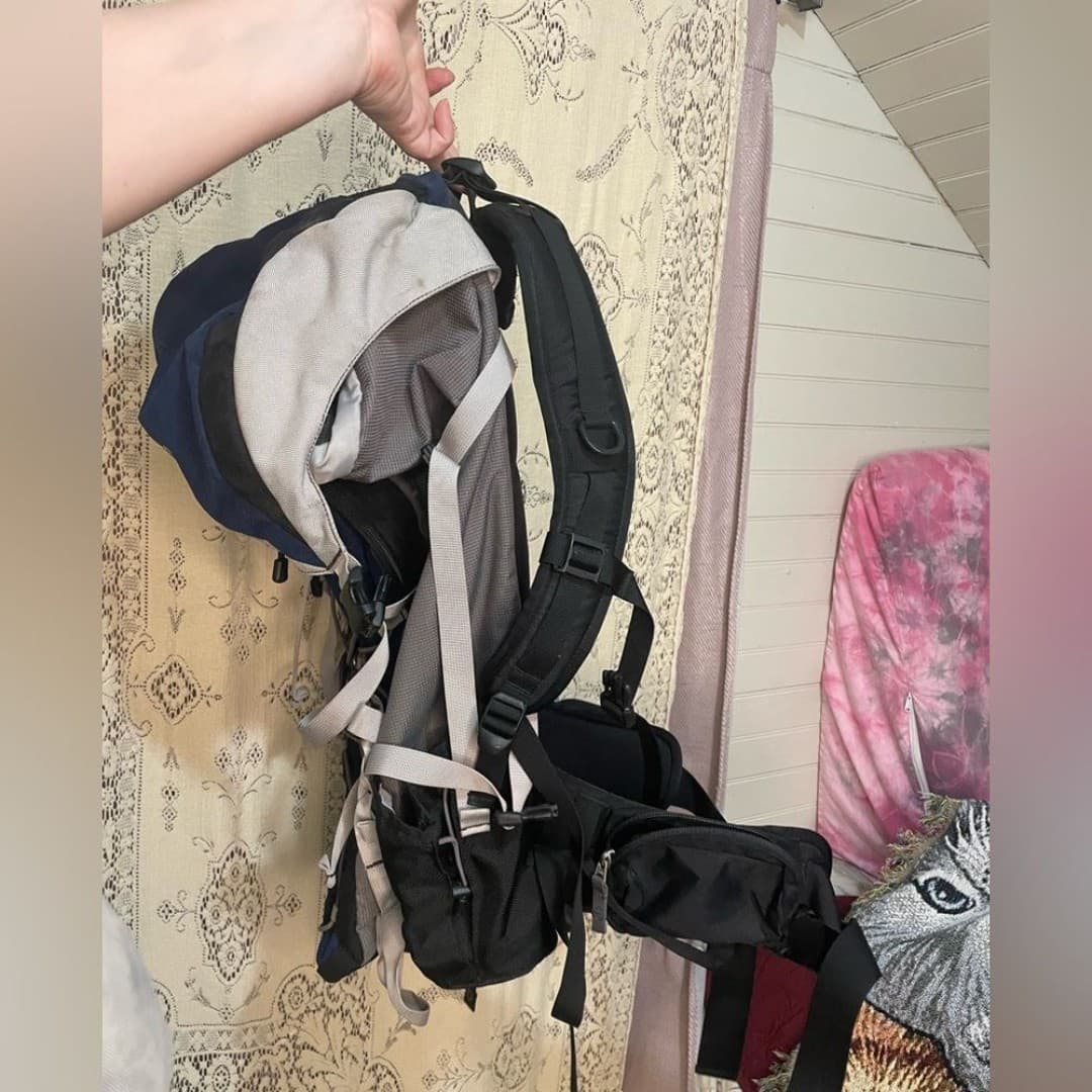 The North Face: vintage 90s Terra 40 Blue Hiking Backpack - Thumbnail 7