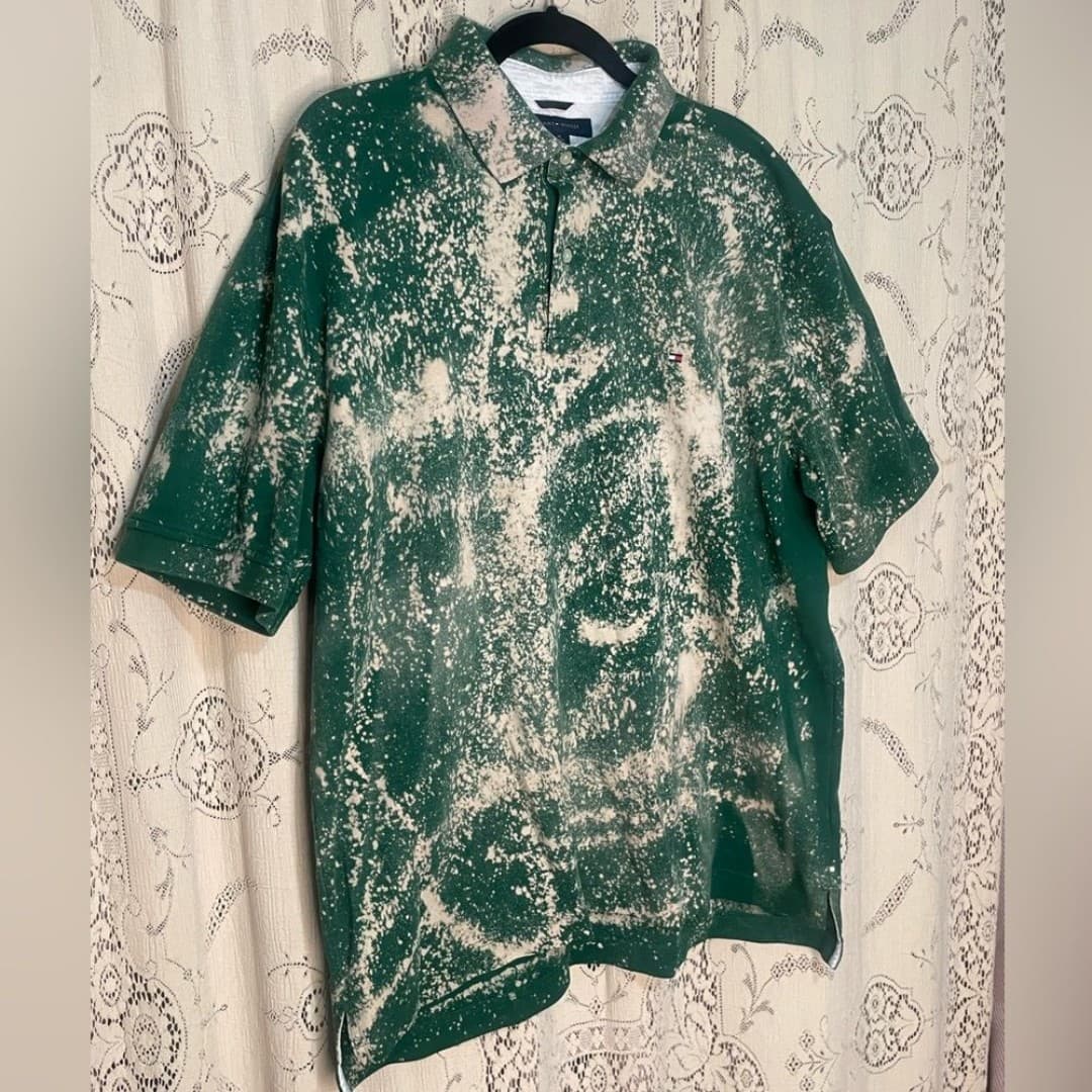 Tommy Hilfiger: up-cycled splatter polo - Thumbnail 3
