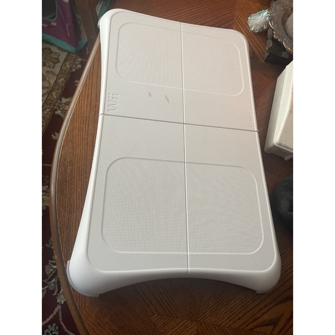 Nintendo Wii Fit game and Wireless Ergonomic Wii Balance Board - Image 1