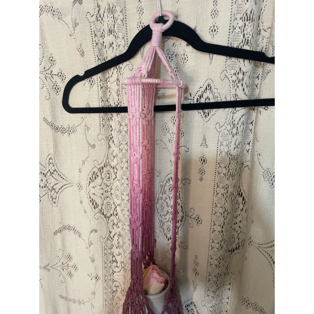 Handmade Pink Ombre Macramé Hanging Bag - Thumbnail 3