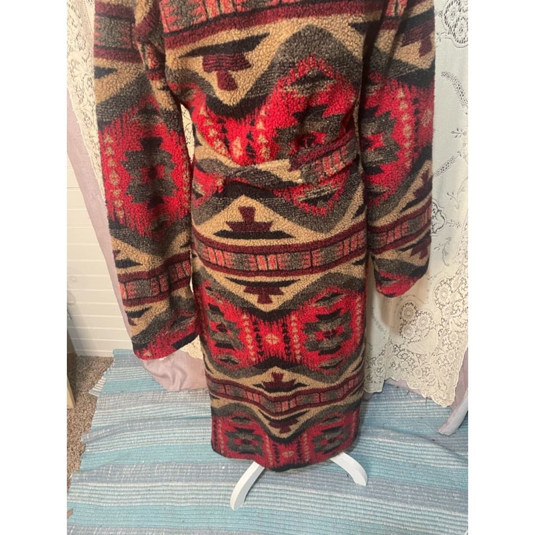 Woolrich: Southwestern Pattern Long Robe Coat in Red and Brown - Thumbnail 5