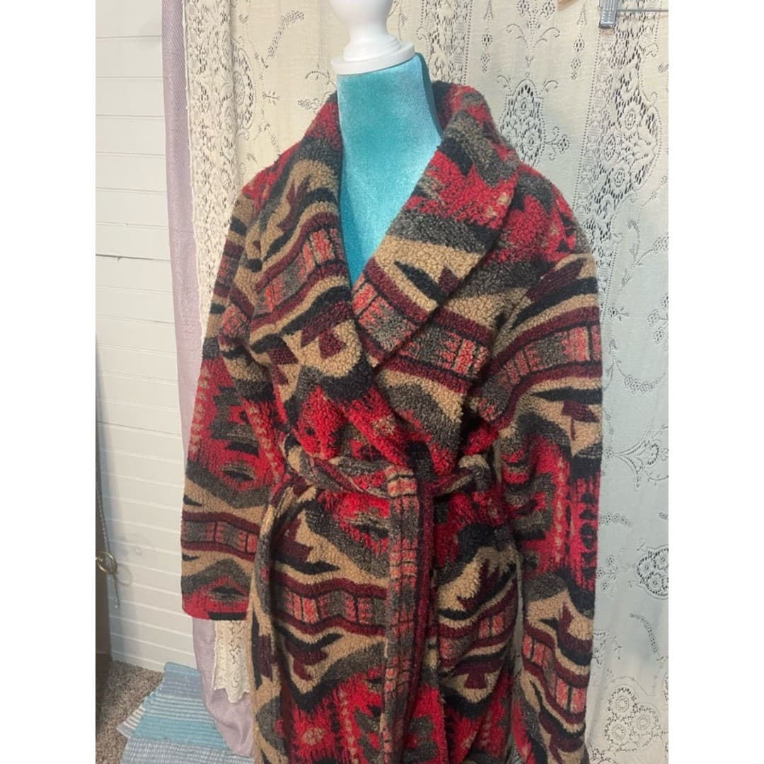 Woolrich: Southwestern Pattern Long Robe Coat in Red and Brown - Thumbnail 2