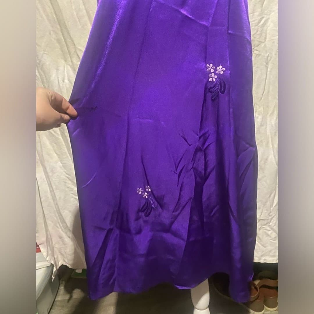 Vintage purple slip with floral details - Thumbnail 3