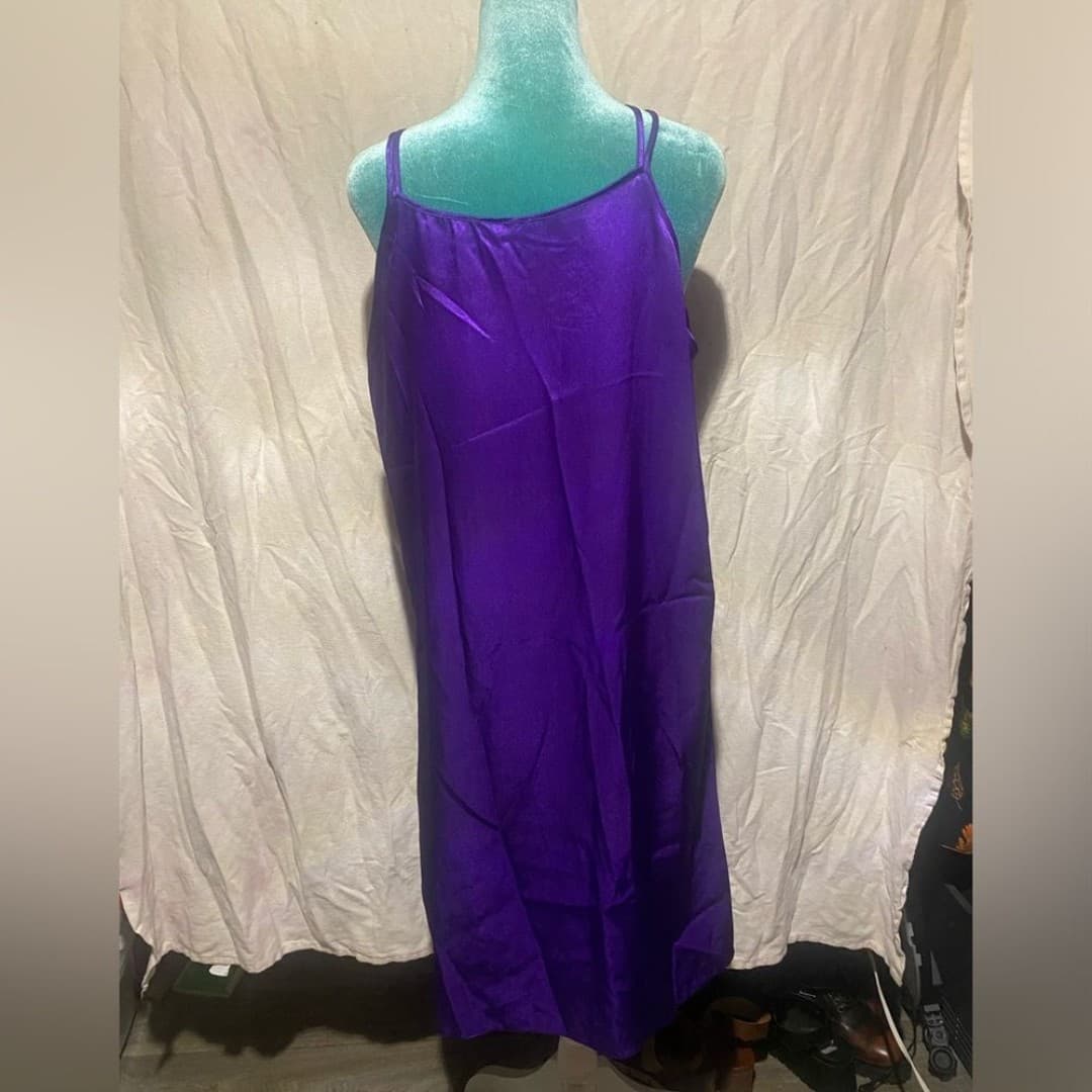 Vintage purple slip with floral details - Thumbnail 4