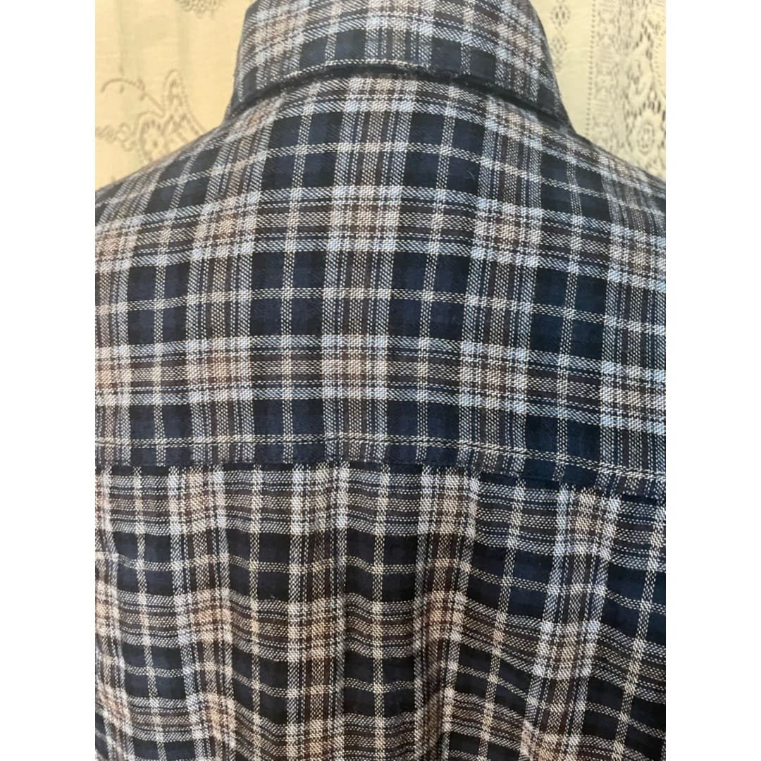 Boston traders: Men's Navy & Gray Plaid Button-Up with fleece lining - Thumbnail 4