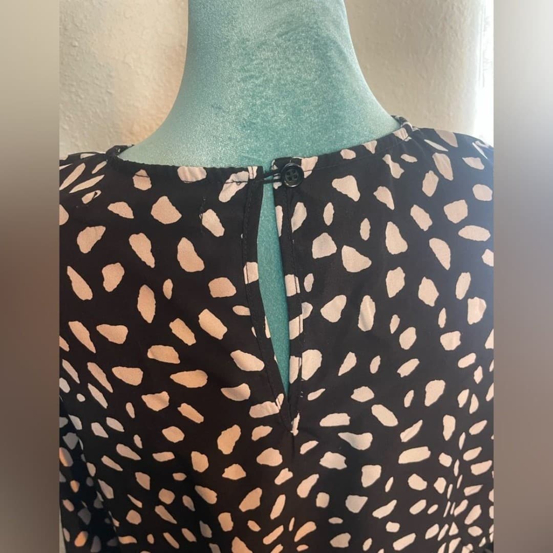 Missguided: Black and White abstract polka dot Dress 12 - Thumbnail 5