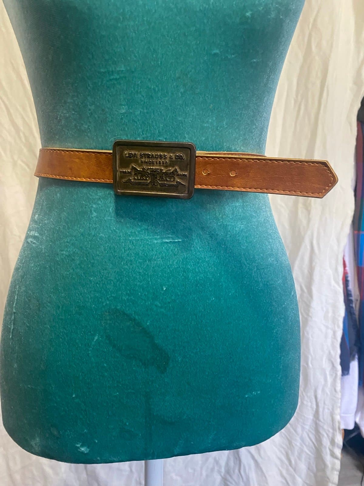 Levi’s vintage leather belt 2-4 - Thumbnail 2