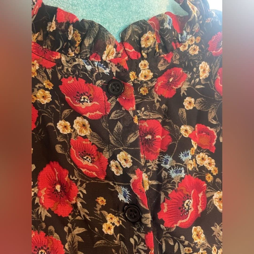 Missguided: Floral Red and Black Dress 12 - Thumbnail 3