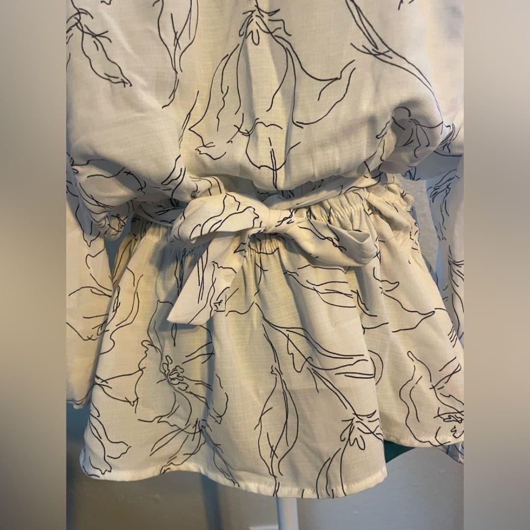 Sweet rain: Floral Button-Up Blouse with peplum - Thumbnail 4