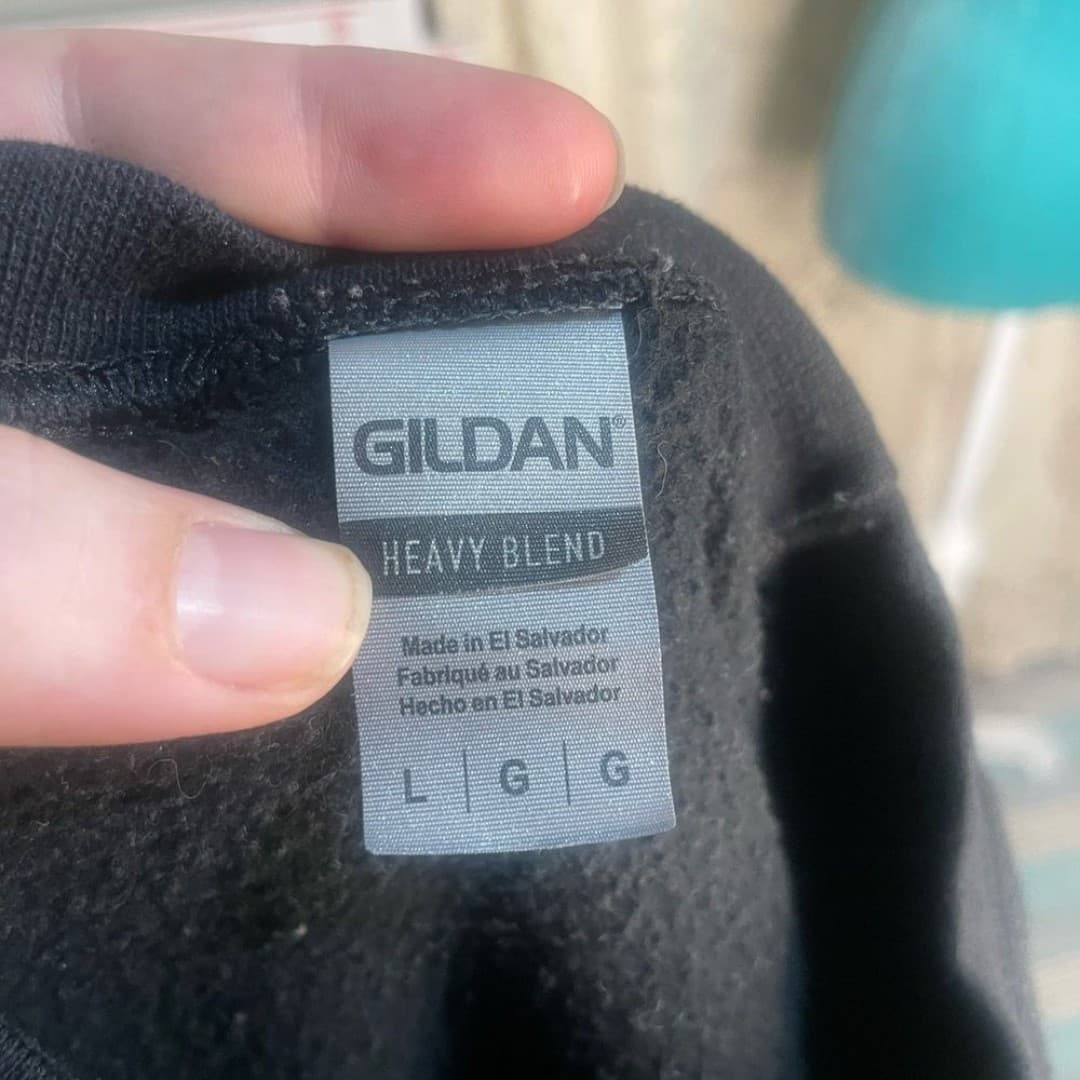 Gildan: you should smile more cropped sweater - Thumbnail 4