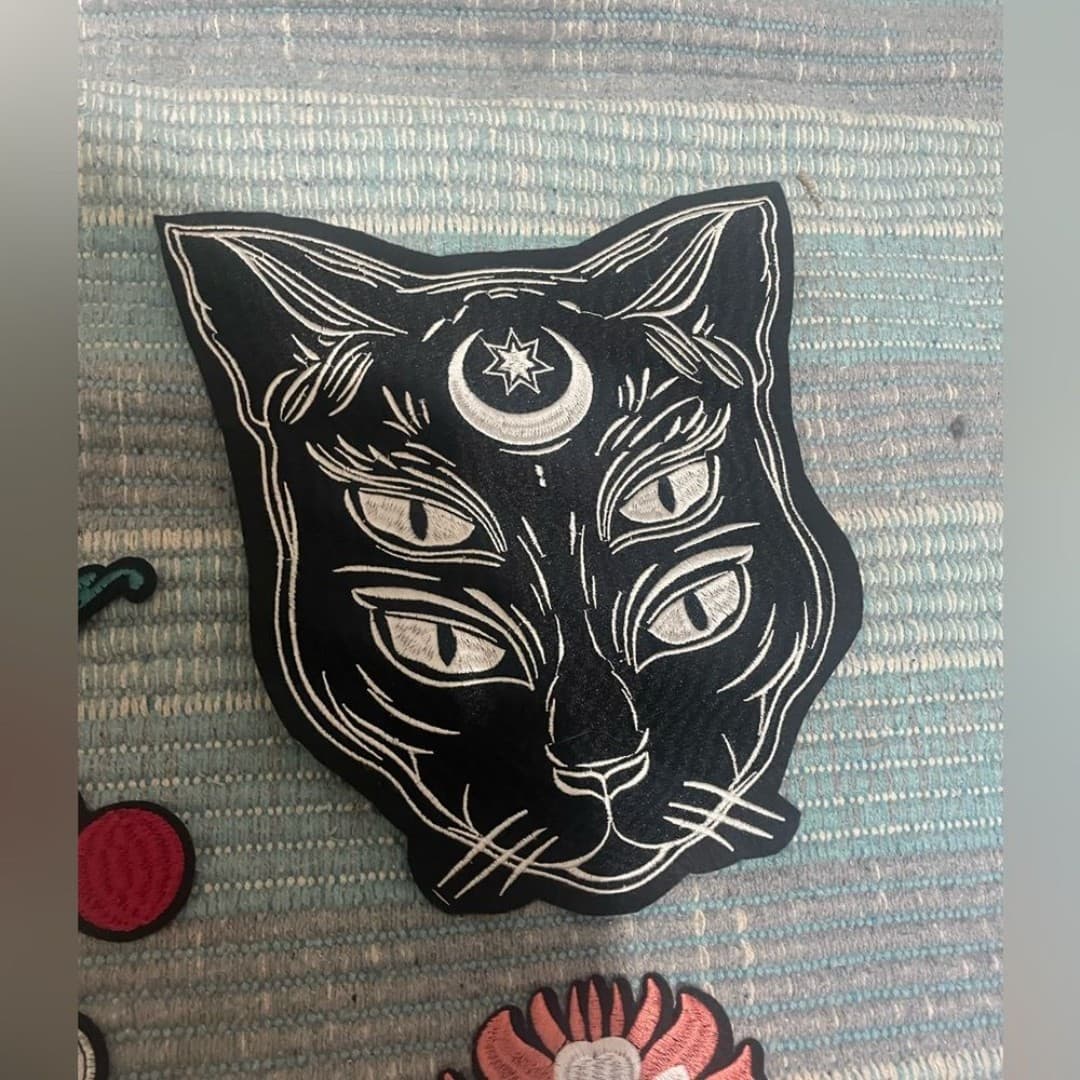 4 medium-large patches - Thumbnail 5