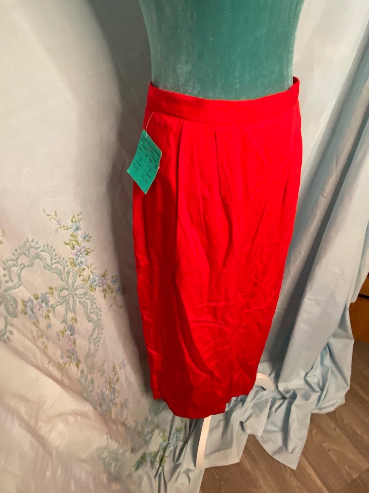 KGR: vintage red pencil skirt 8 - Thumbnail 3